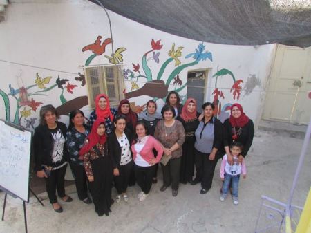 ورشه عمل بعنوان "خبزي وزيتي عمارة بيتي" في الزبابدة